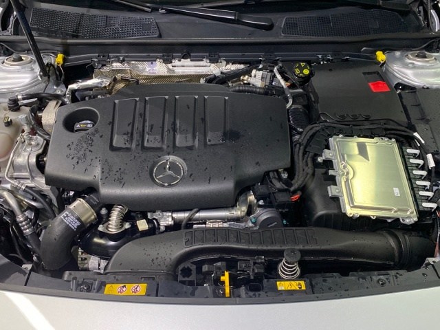 MERCEDES-BENZ Clase A 180 d Compacto en Adarsa Oviedo - Foto 18