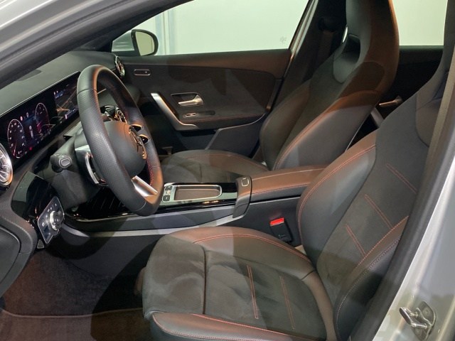 MERCEDES-BENZ Clase A 180 d Compacto en Adarsa Oviedo - Foto 7