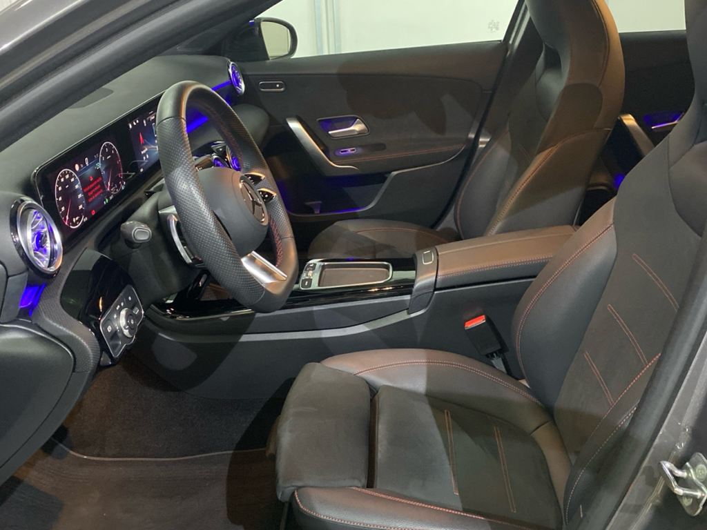 MERCEDES-BENZ Clase A 180 d AMG Line en Adarsa Oviedo - Foto 7