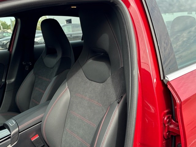 MERCEDES-BENZ Clase A 200 d Compacto en Adarsa Oviedo - Foto 19