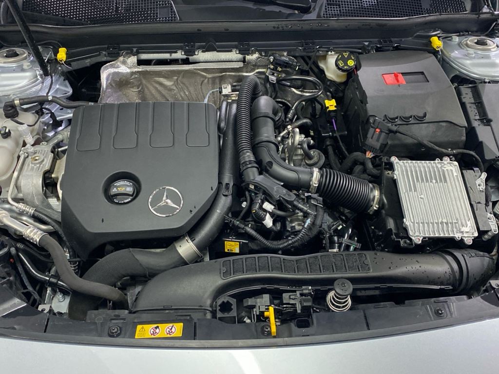 MERCEDES-BENZ Clase A 180 Compacto en Adarsa Oviedo - Foto 17