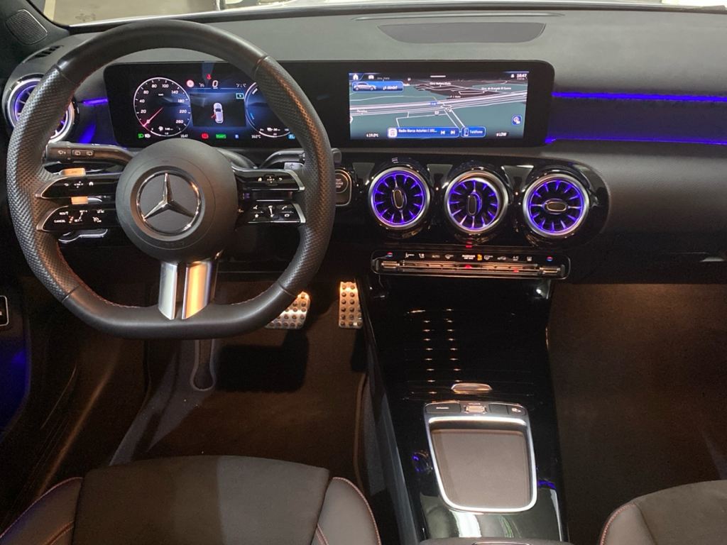 MERCEDES-BENZ Clase A 250 e Compacto en Adarsa Oviedo - Foto 8