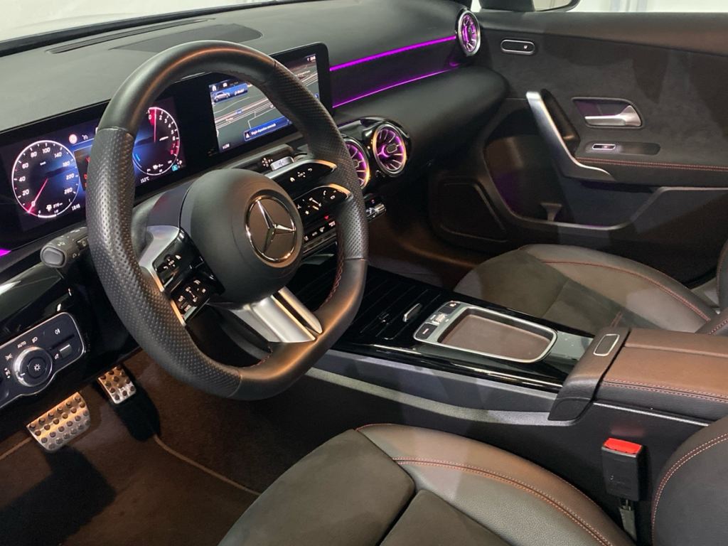 MERCEDES-BENZ Clase A 250 e Compacto en Adarsa Oviedo - Foto 6