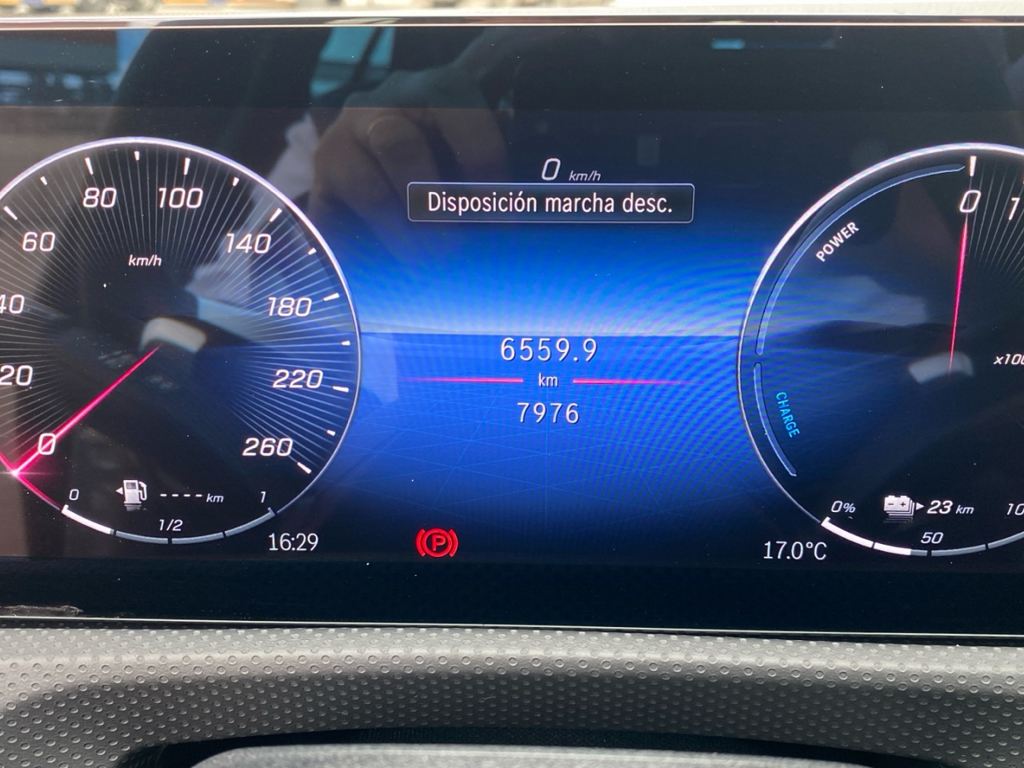 MERCEDES-BENZ Clase A 250 e en Adarsa Oviedo - Foto 18