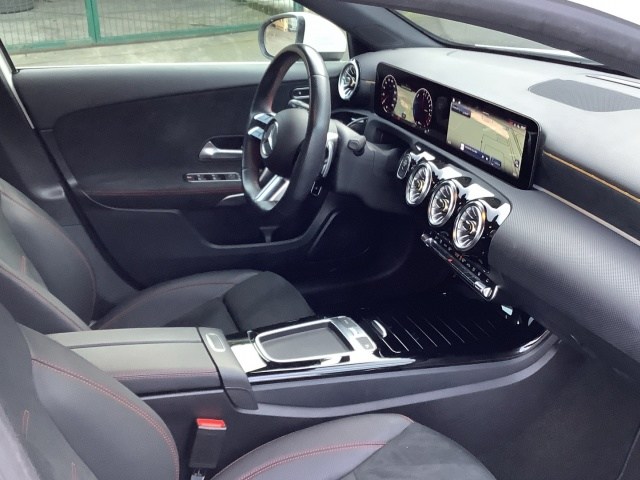 MERCEDES-BENZ Clase A 250 e Compacto en Adarsa Oviedo - Foto 10