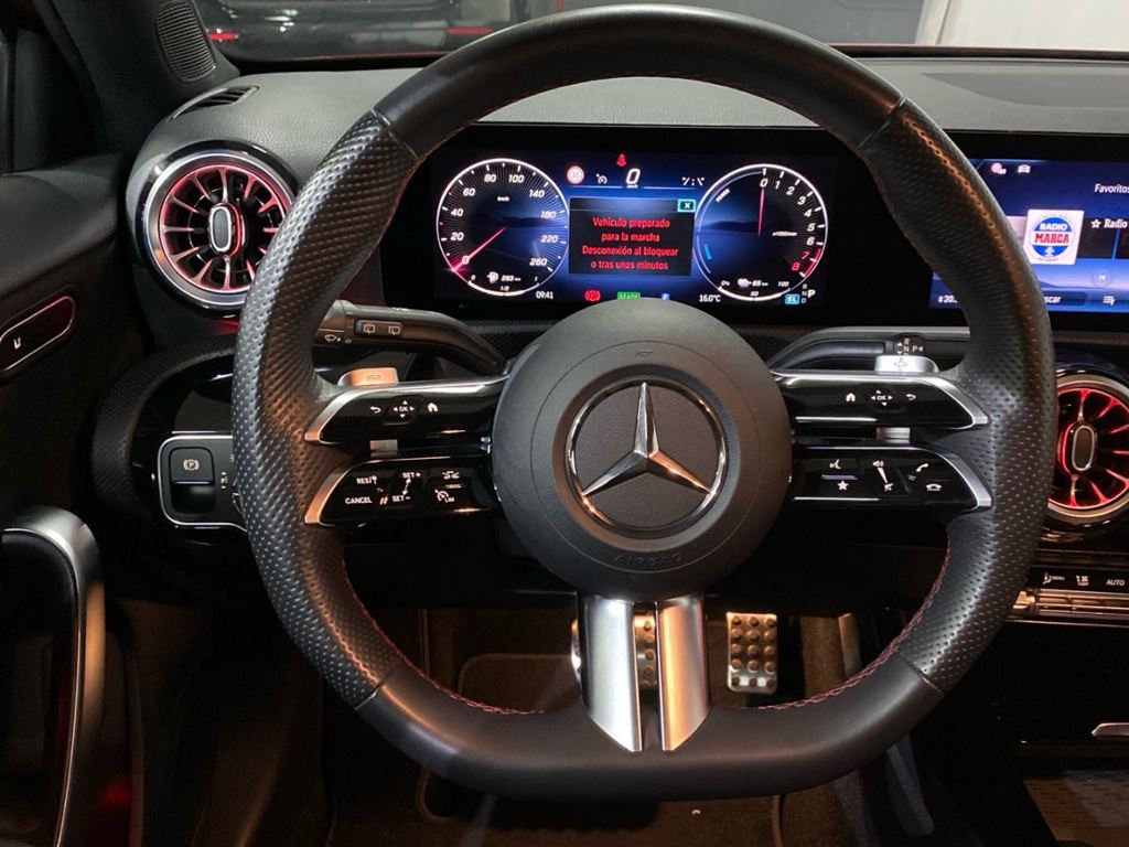MERCEDES-BENZ Clase A 250 e Compacto en Adarsa Oviedo - Foto 9
