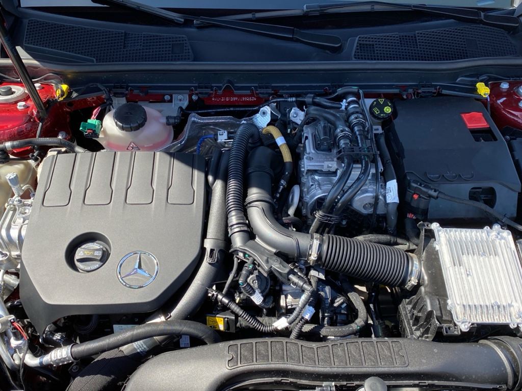 MERCEDES-BENZ Clase A 250 e en Adarsa Oviedo - Foto 15
