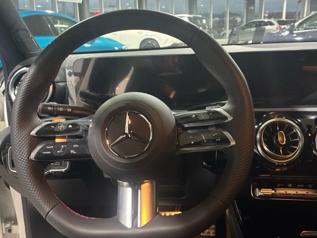 MERCEDES-BENZ Clase A 250 e Compacto en Adarsa Oviedo - Foto 10
