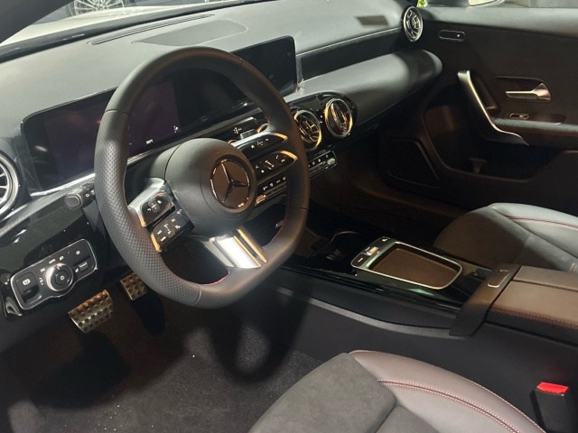 MERCEDES-BENZ Clase A 250 e Compacto en Adarsa Oviedo - Foto 7