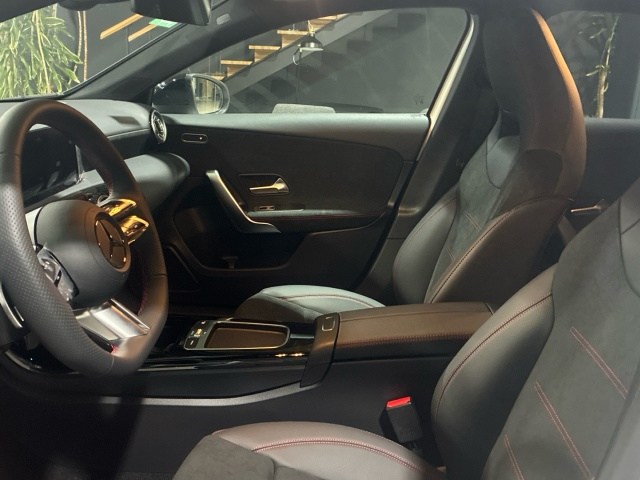 MERCEDES-BENZ Clase A 250 e Compacto en Adarsa Oviedo - Foto 8