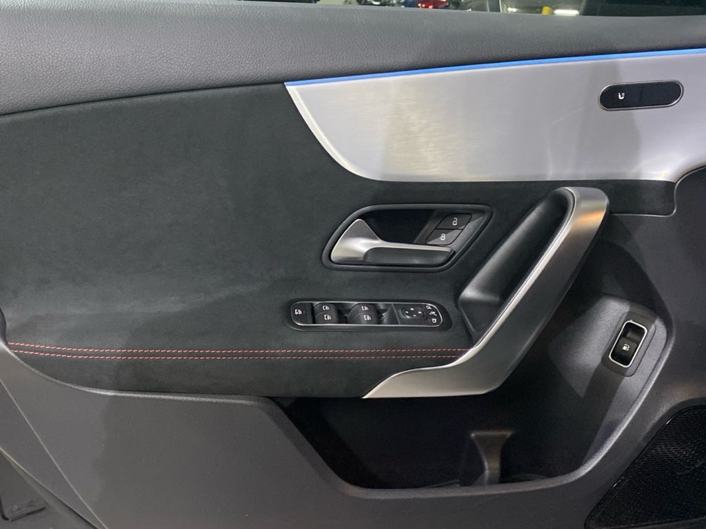 MERCEDES-BENZ Clase A 250 e AMG Line (EURO 6e) en Adarsa Oviedo - Foto 20