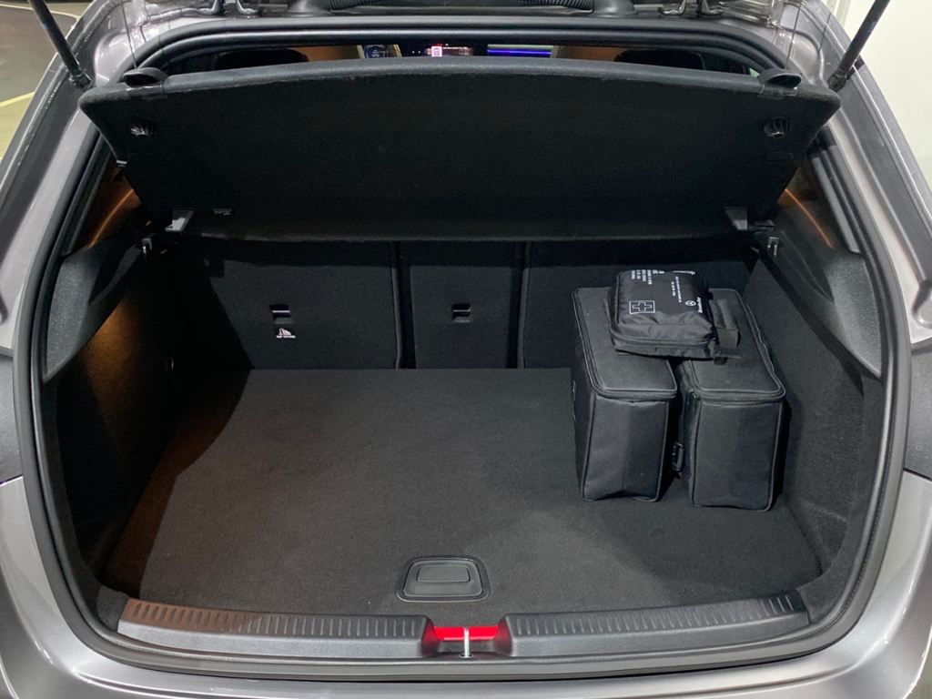 MERCEDES-BENZ Clase A 250 e AMG Line (EURO 6d) en Adarsa Oviedo - Foto 16