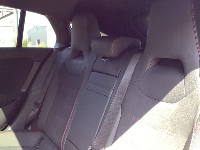 MERCEDES-BENZ Clase CLA 250 e Shooting Brake en Adarsa Oviedo - Foto 9