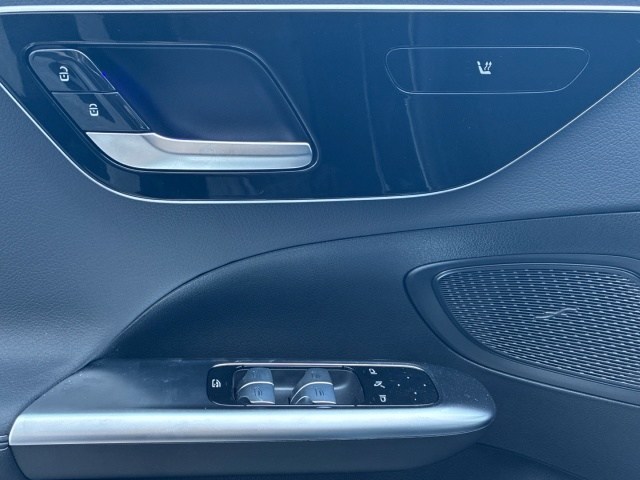 MERCEDES-BENZ Clase C 300 de con tecnología híbrida EQ en Adarsa Oviedo - Foto 18