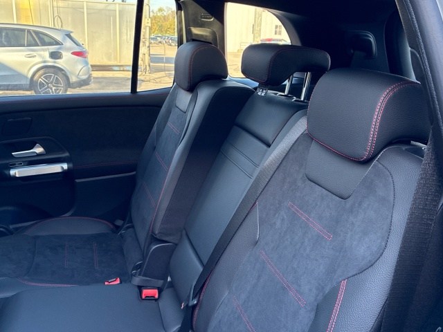 MERCEDES-BENZ Clase GLB 200 d 4MATIC en Adarsa Oviedo - Foto 11