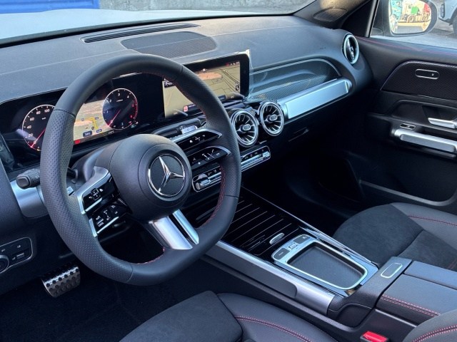 MERCEDES-BENZ Clase GLB 200 d 4MATIC en Adarsa Oviedo - Foto 6