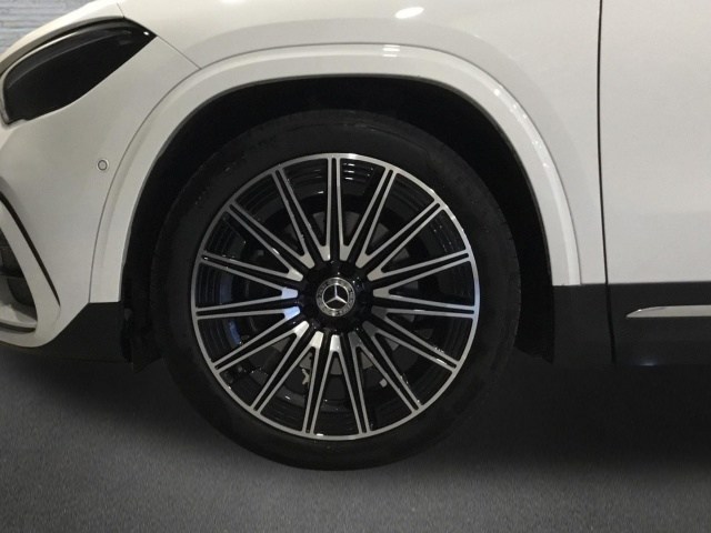 MERCEDES-BENZ Clase GLA 200 d en Adarsa Oviedo - Foto 5