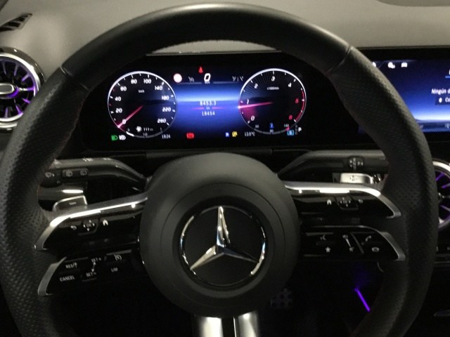 MERCEDES-BENZ Clase GLA 200 d en Adarsa Oviedo - Foto 7