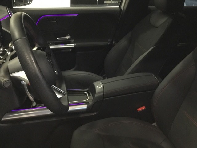 MERCEDES-BENZ Clase GLA 200 d en Adarsa Oviedo - Foto 9