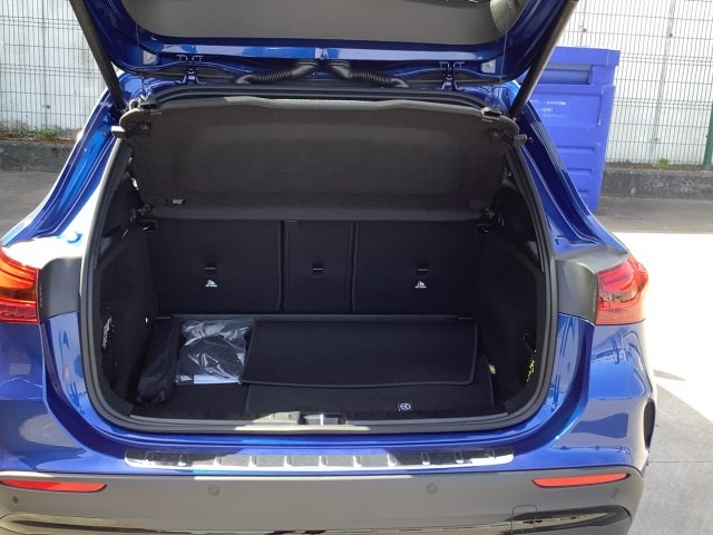 MERCEDES-BENZ Clase GLA 200 d en Adarsa Oviedo - Foto 17