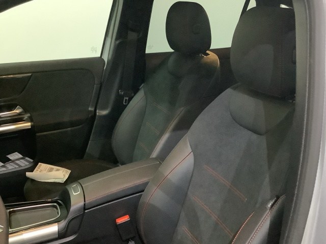 MERCEDES-BENZ Clase GLA 200 en Adarsa Oviedo - Foto 18