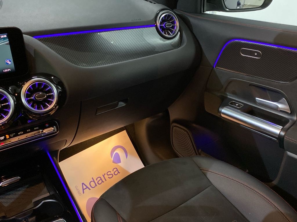 MERCEDES-BENZ Clase GLA 200 en Adarsa Oviedo - Foto 11