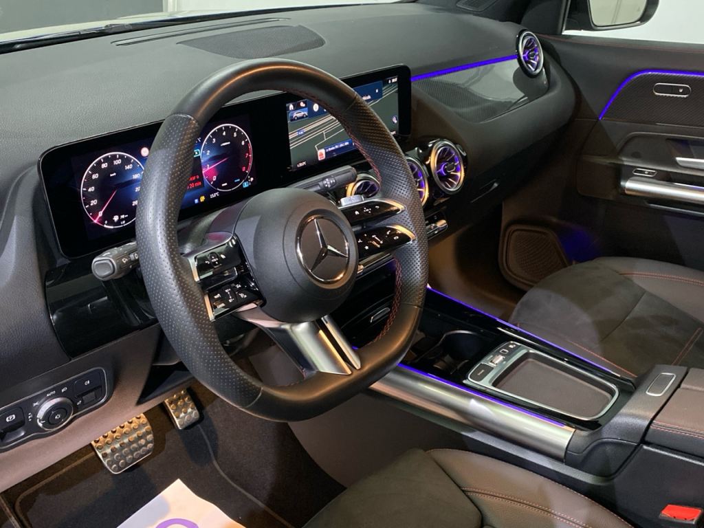 MERCEDES-BENZ Clase GLA 200 en Adarsa Oviedo - Foto 4