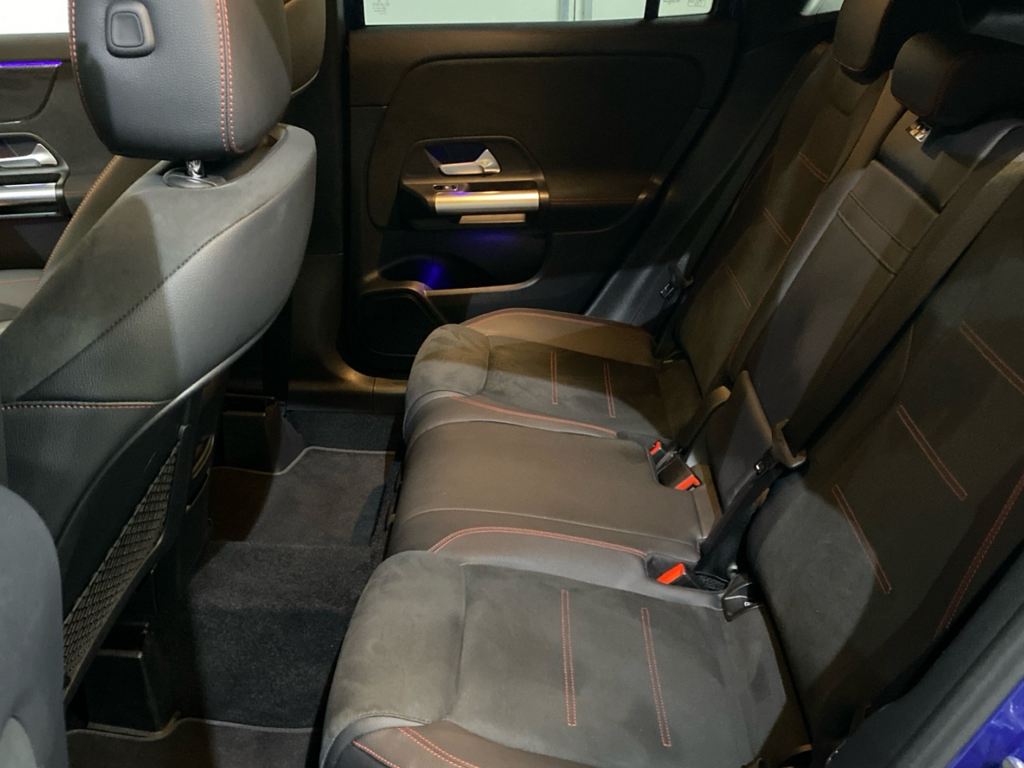 MERCEDES-BENZ Clase GLA 200 en Adarsa Oviedo - Foto 9