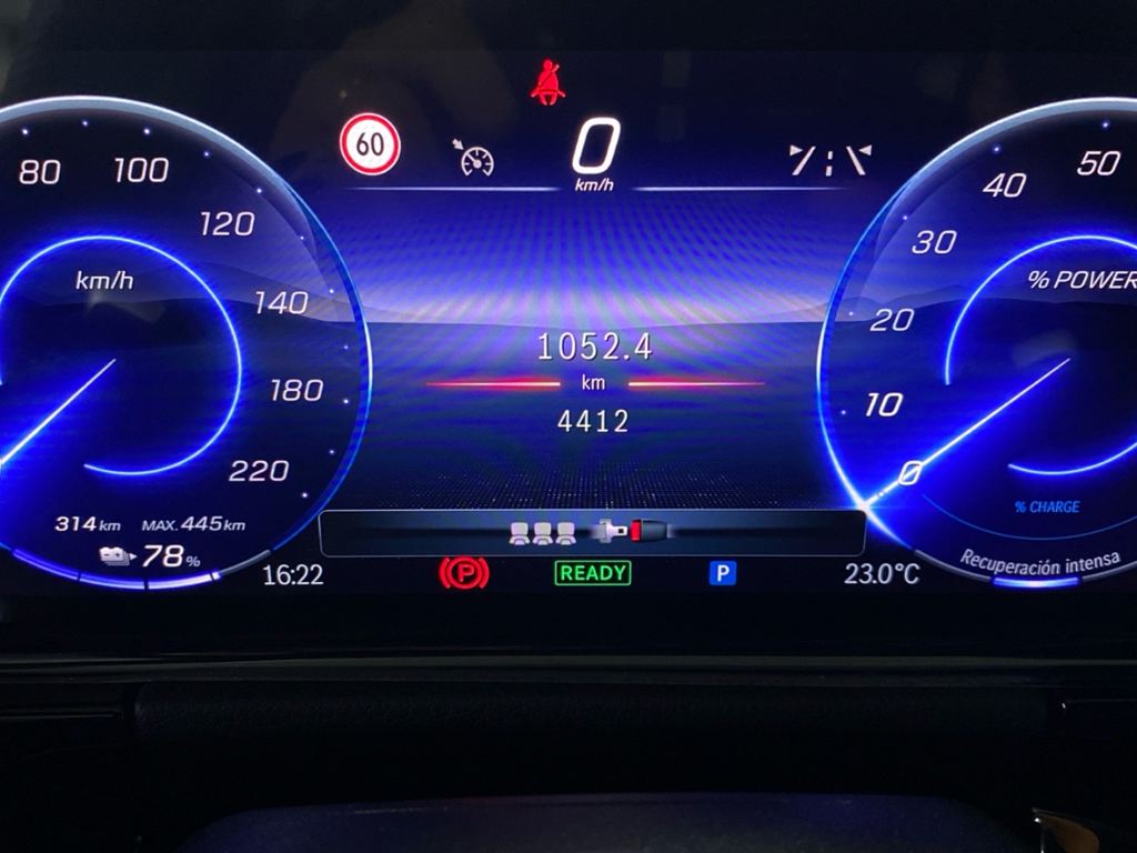 MERCEDES-BENZ EQA 250+ en Adarsa Oviedo - Foto 16