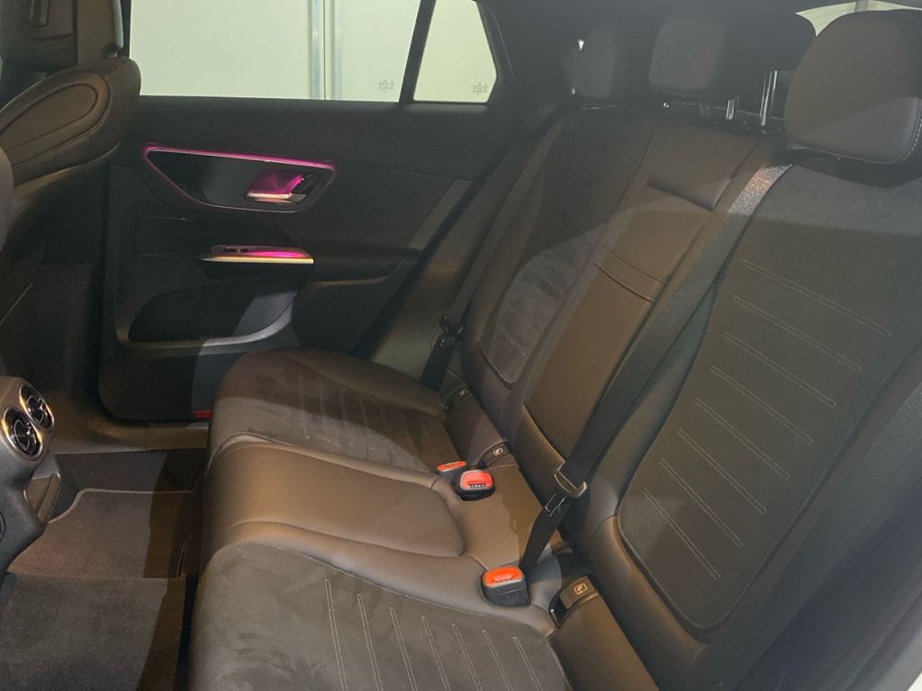MERCEDES-BENZ Clase GLC 300 de 4Matic AMG Line en Adarsa Oviedo - Foto 11