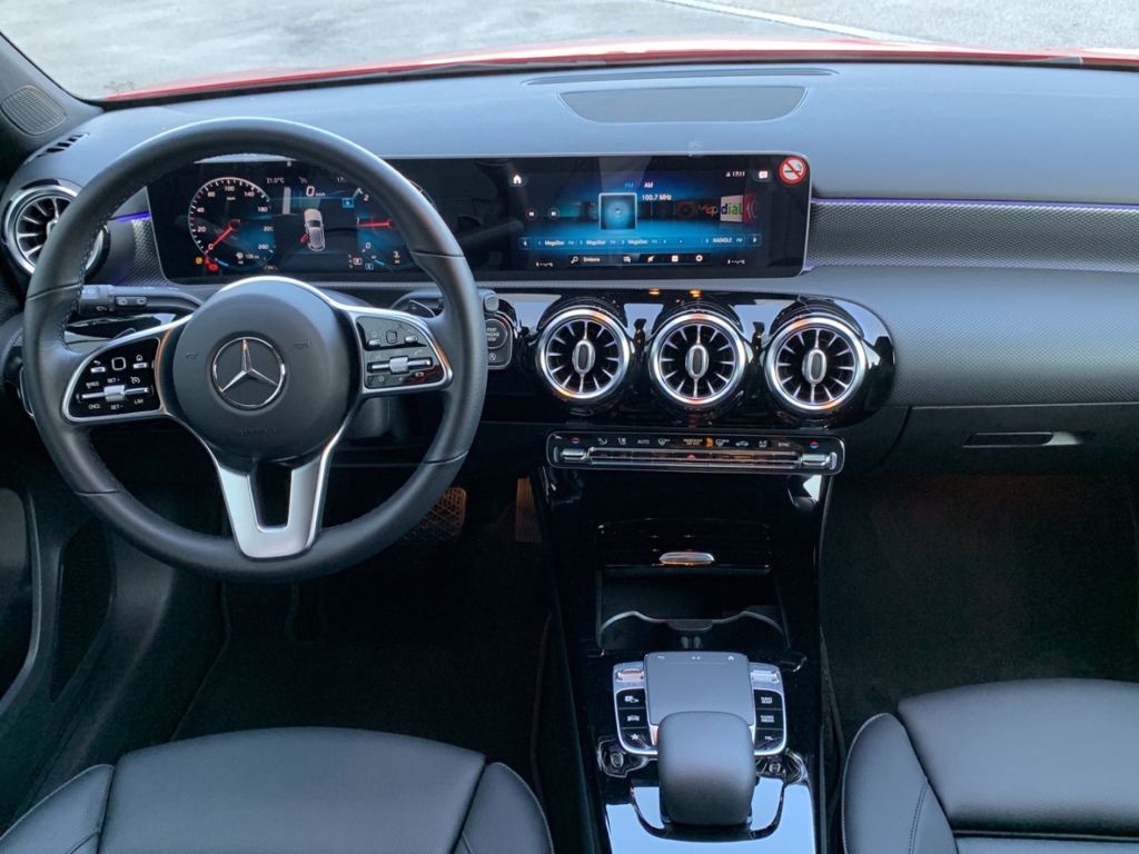 MERCEDES-BENZ Clase A 180 d en Adarsa Oviedo - Foto 8