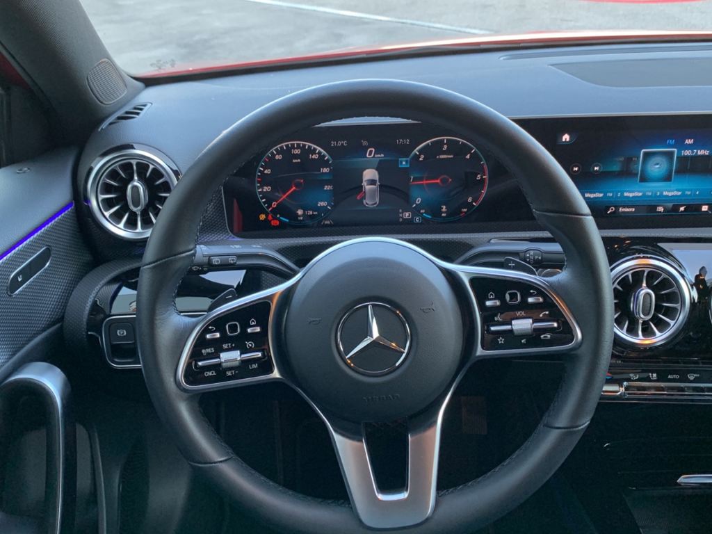 MERCEDES-BENZ Clase A 180 d en Adarsa Oviedo - Foto 9