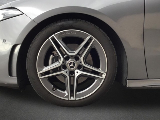 MERCEDES-BENZ Clase A 180 AMG Line (EURO 6d-TEMP) en Adarsa Ponferrada - Foto 5