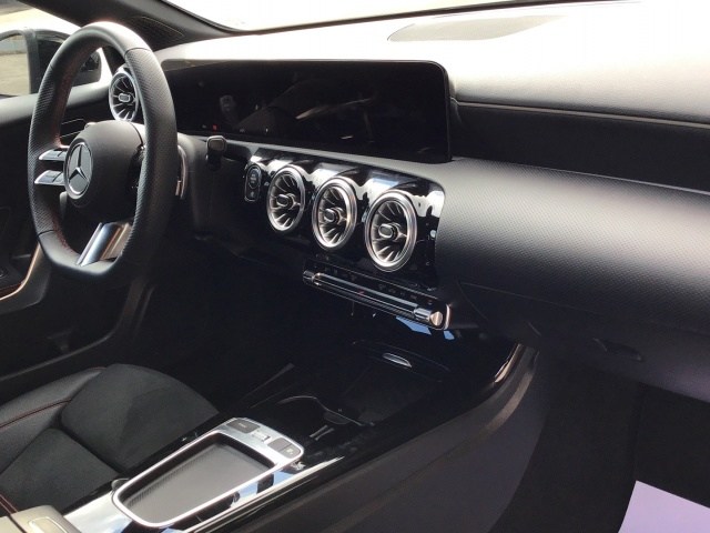 MERCEDES-BENZ Clase A 180 Compacto en Adarsa Ponferrada - Foto 10
