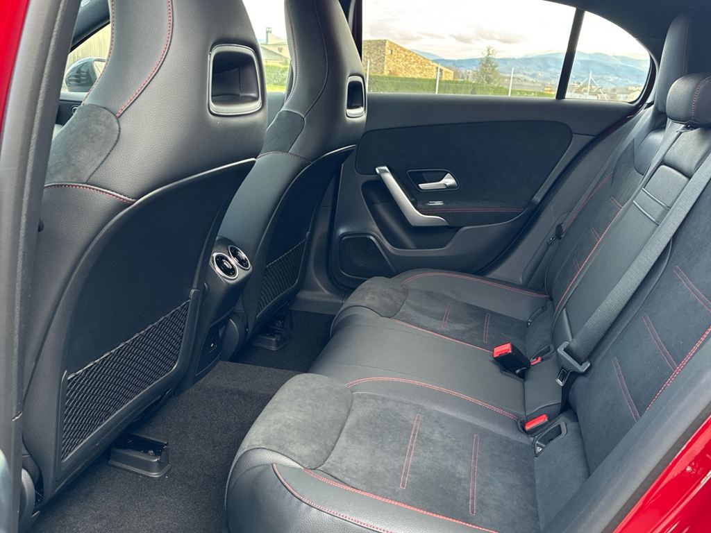 MERCEDES-BENZ Clase A 250 e Compacto en Adarsa Ponferrada - Foto 12