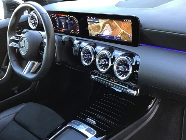 MERCEDES-BENZ Clase A 250 e Compacto en Adarsa Ponferrada - Foto 10