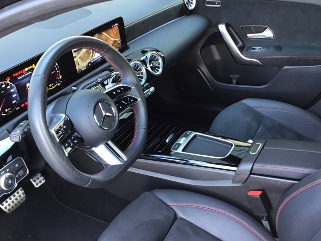 MERCEDES-BENZ Clase A 250 e Compacto en Adarsa Ponferrada - Foto 6