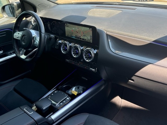 MERCEDES-BENZ Clase B 200 d en Adarsa Ponferrada - Foto 10