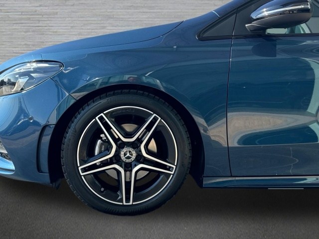 MERCEDES-BENZ Clase B 200 d en Adarsa Ponferrada - Foto 5