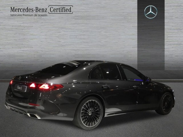 MERCEDES-BENZ Clase E 220 d berlina en Adarsa Ponferrada - Foto 2