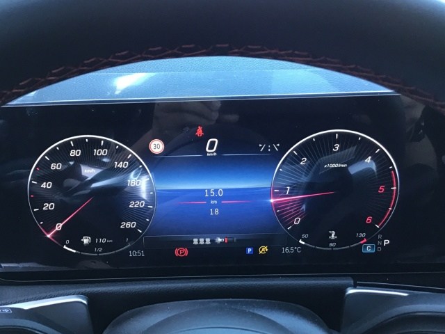 MERCEDES-BENZ Clase GLB 200 d en Adarsa Ponferrada - Foto 15