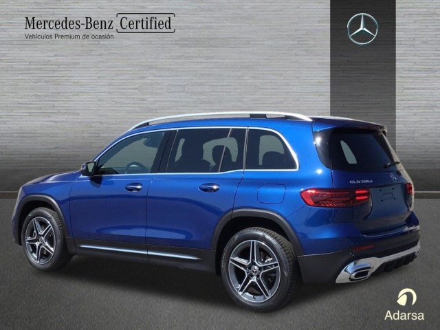 MERCEDES-BENZ Clase GLB 200 d en Adarsa Ponferrada - Foto 4
