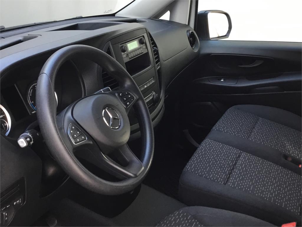 MERCEDES-BENZ Vito e-Vito 112 Furgón Larga en Adarsa Sur - Foto 7