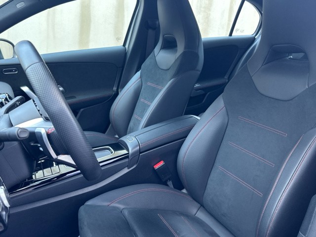 MERCEDES-BENZ Clase A 180 d en Adarsa Sur - Foto 7
