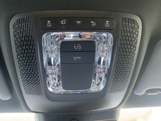 MERCEDES-BENZ Clase A 200 d Compacto en Adarsa Sur - Foto 18