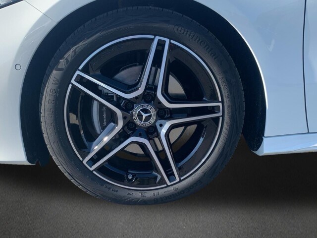 MERCEDES-BENZ Clase A 200 d Compacto en Adarsa Sur - Foto 5