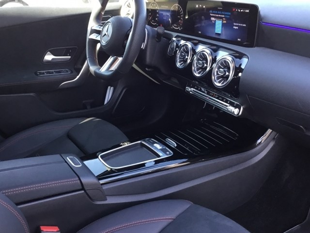 MERCEDES-BENZ Clase A 250 e Compacto en Adarsa Sur - Foto 10