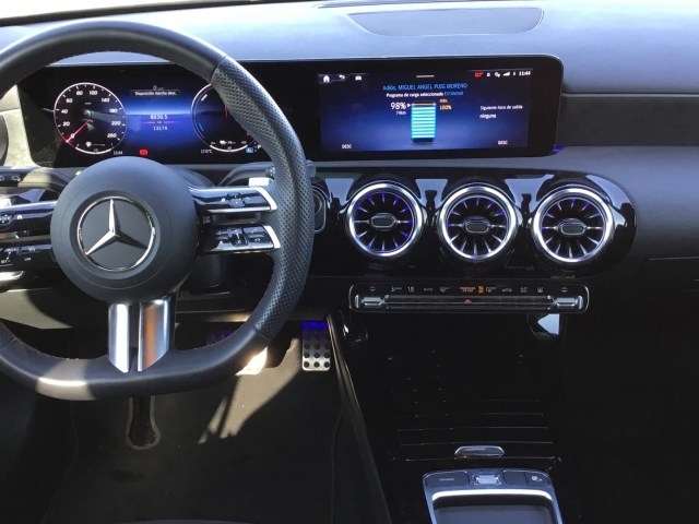 MERCEDES-BENZ Clase A 250 e Compacto en Adarsa Sur - Foto 8