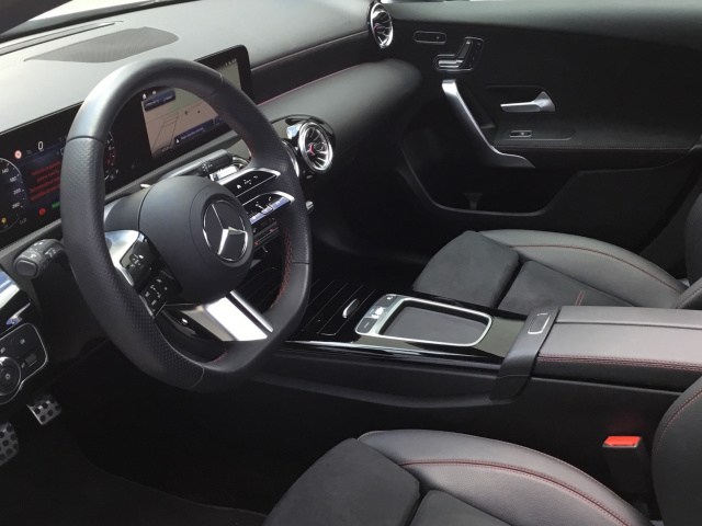 MERCEDES-BENZ Clase A 250 e AMG Line (EURO 6d) en Adarsa Sur - Foto 6