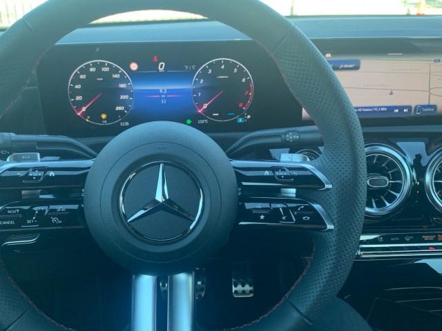 MERCEDES-BENZ Clase A 200 Berlina en Adarsa Sur - Foto 14